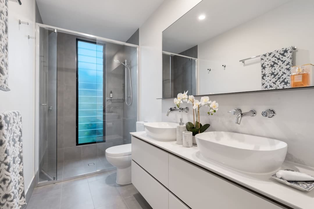 Custom Kitchen & Bathroom Design
